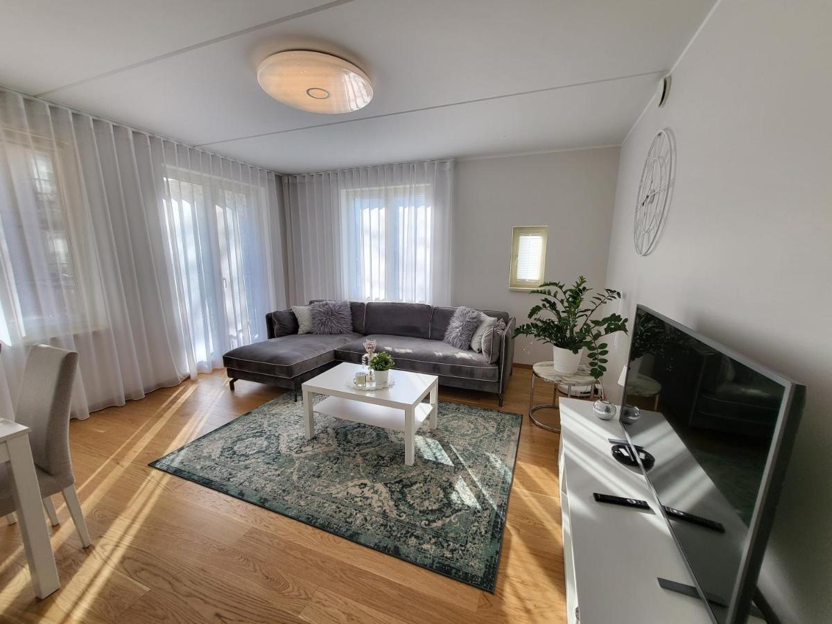 City Center Bright Home Talin Exterior foto